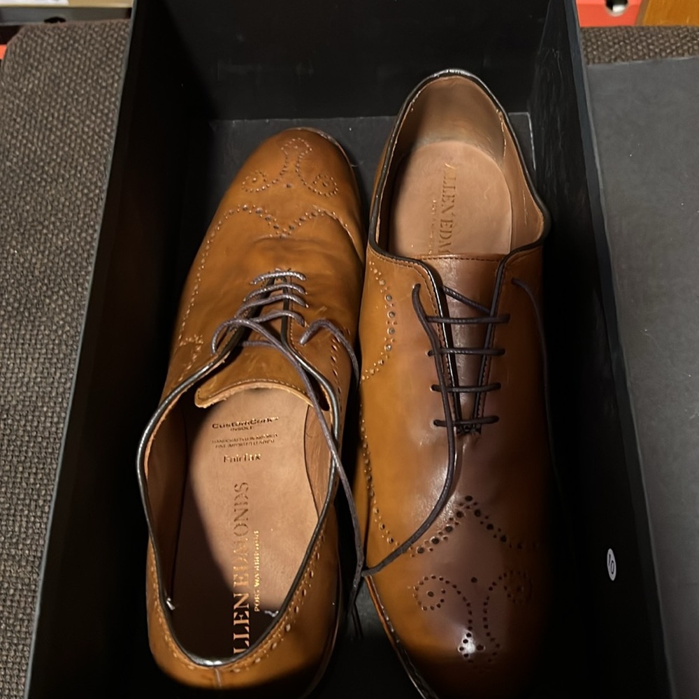 Allen Edmonds - Picture 2 of 3